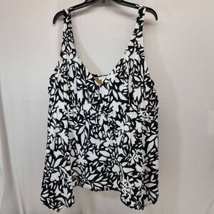 AVENUE Size 32 Plus Size Sharkbite Tankini Top New